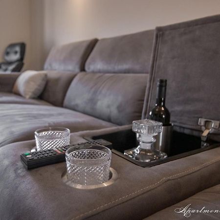 PUY Penthouse Leonarda With Private Parking 아파트 외부 사진