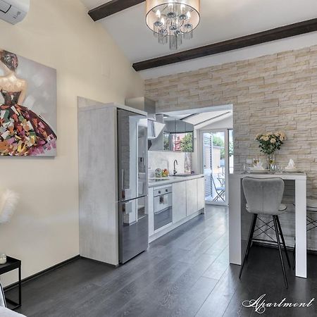 PUY Penthouse Leonarda With Private Parking 아파트 외부 사진