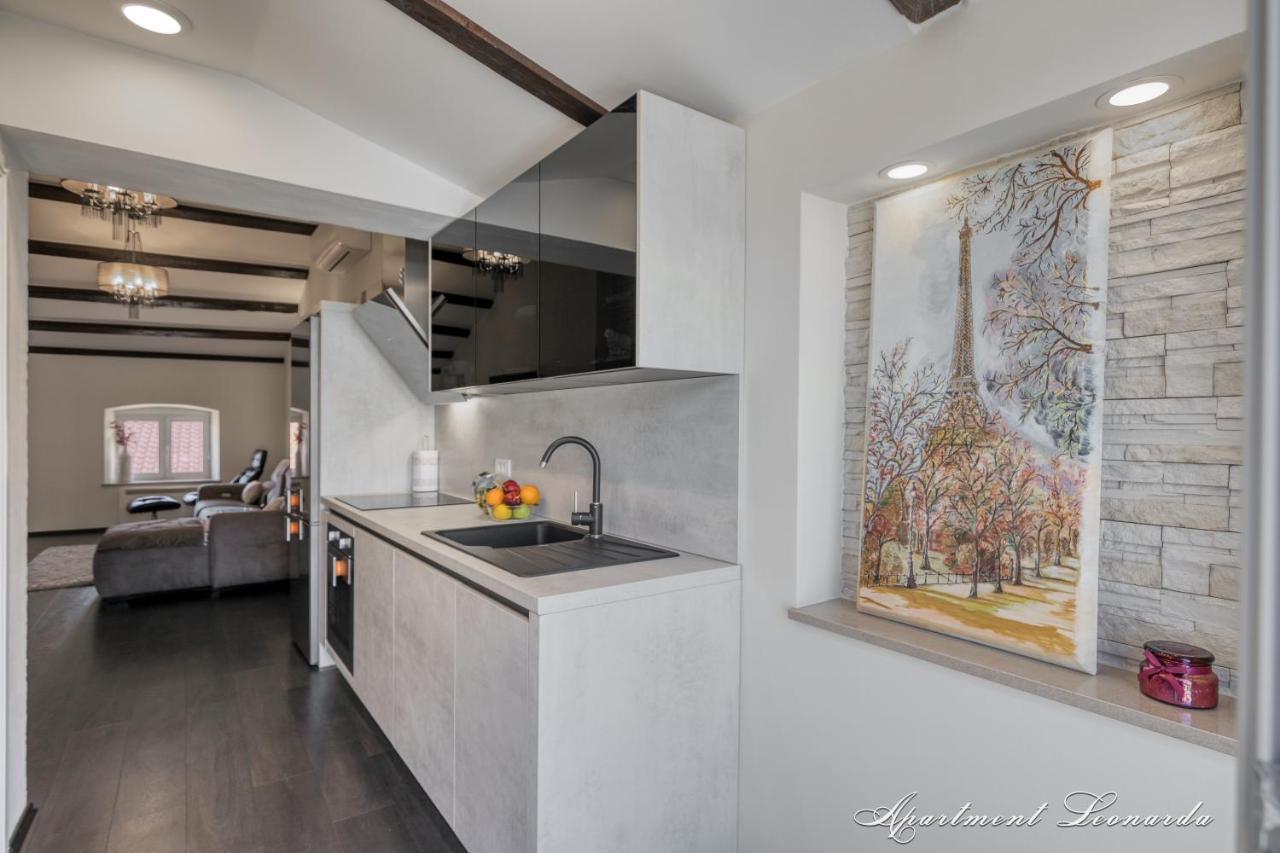 PUY Penthouse Leonarda With Private Parking 아파트 외부 사진